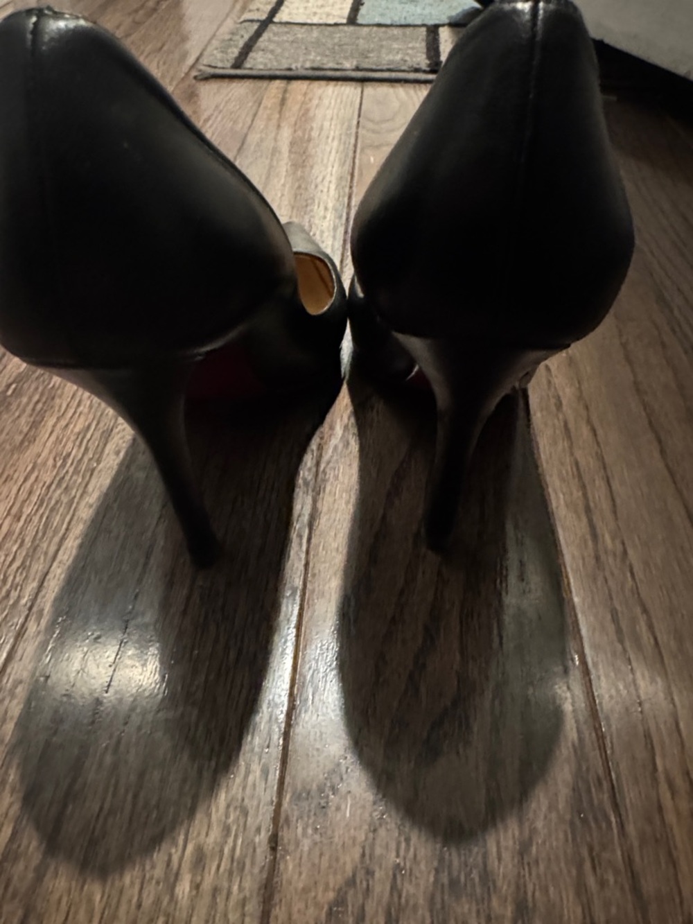 Christian Louboutin Black Pointed-Toe Leather Pumps - Picture 4 of 5